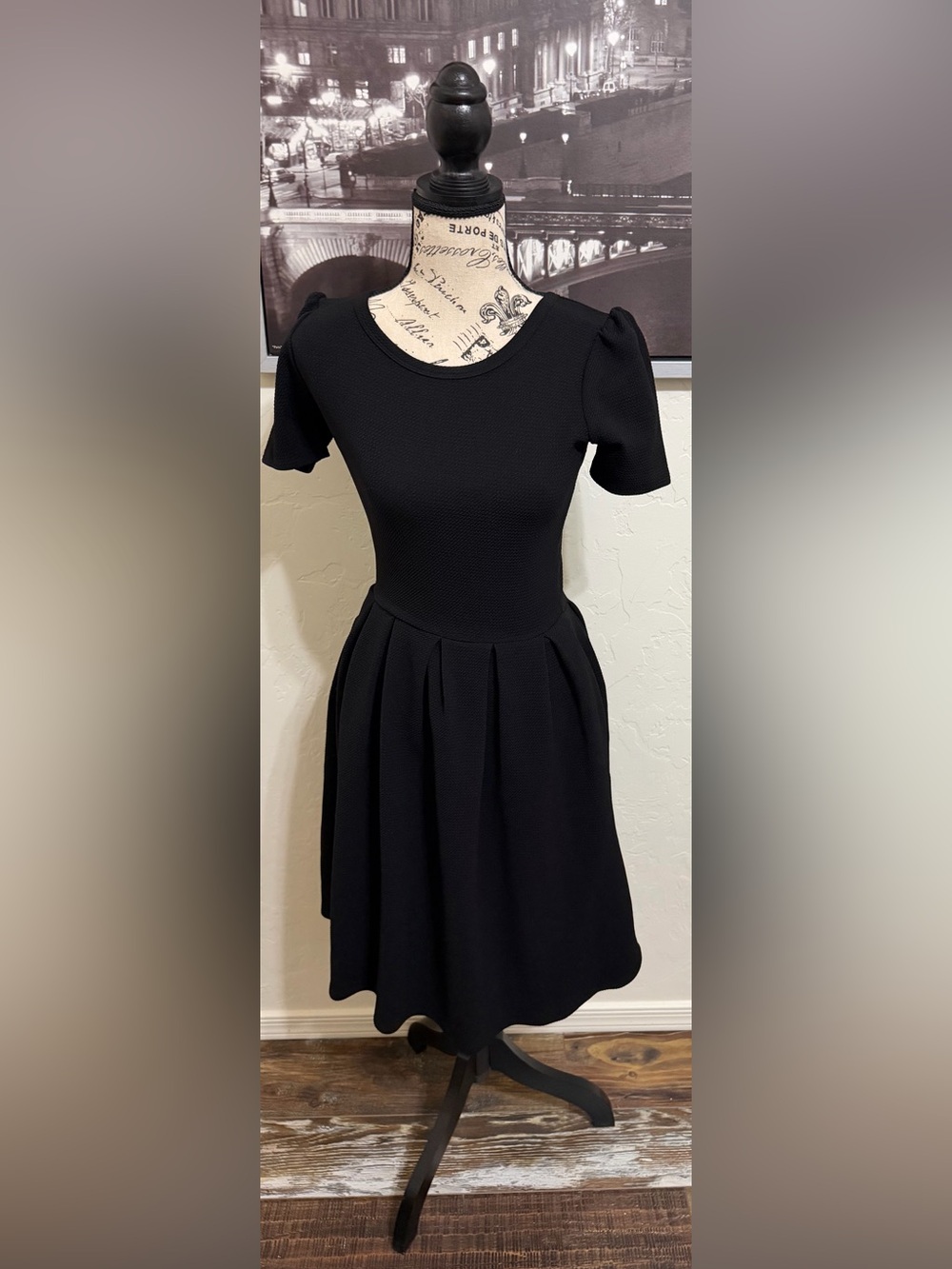 Lularoe Amelia XXS Black Dress With Rose Gold Zipper